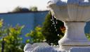 Springbrunnen im Garten des Haus der Kinder im Spessart